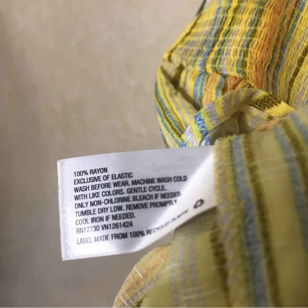 $5 SALE Smocked Romper Size Large 10/12 Yellow Multicolored Stripes NWT - Picture 5 of 5
